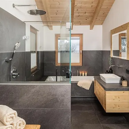 Bergsuite Pfaffenebner Matrei in Osttirol Exterior photo